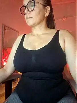 MariaPau 83 online show from 10/18/25, 12:23