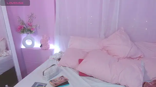 Sweetcristin online show from 06/20/26, 02:27