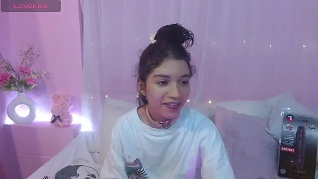 Sweetcristin online show from 06/19/26, 02:28
