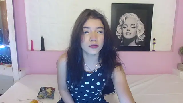 Sweetcristin online show from 04/23/26, 03:13