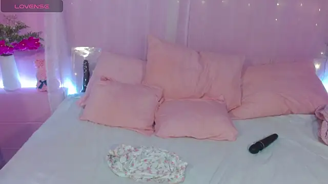 Sweetcristin online show from 07/16/26, 01:57