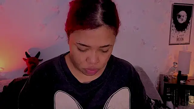 Snapshot of pamela_doll3 chatting on 06/16/26, 04:56 pamela doll3 online show from 06/16/26, 04:56