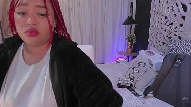 pamela doll3 online show from 10/17/25, 04:05