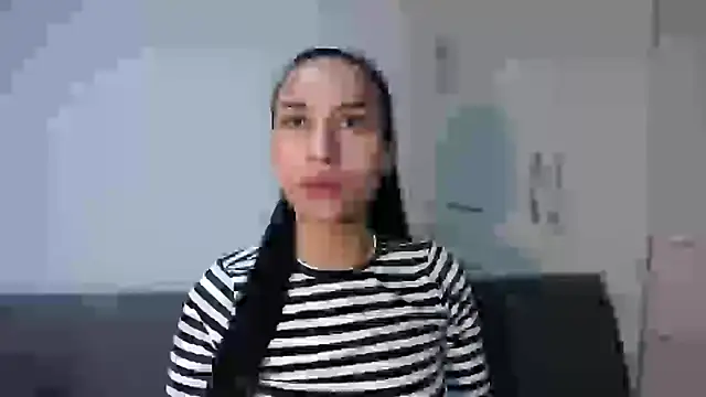 Snapshot of LisaRiveraxxx chatting on 09/11/25, 12:43 LisaRiveraxxx online show from 09/11/25, 12:43