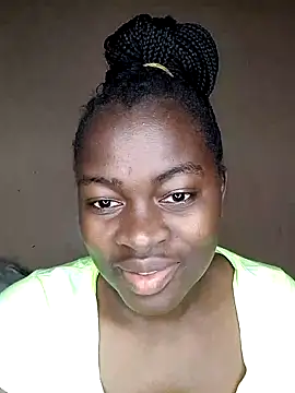 Snapshot of _cutemelania chatting on 09/28/25, 03:46 cutemelania online show from 09/28/25, 03:46