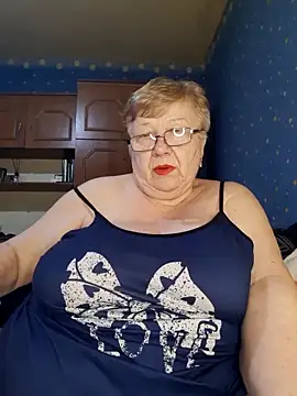 Snapshot of Lena_Gaby chatting on 05/16/26, 04:44 Lena Gaby online show from 05/16/26, 04:44
