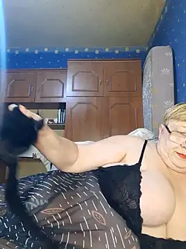 Lena Gaby online show from 10/07/25, 03:51