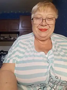 Lena Gaby online show from 10/25/25, 06:52