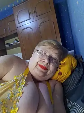 Lena Gaby online show from 12/02/25, 08:21