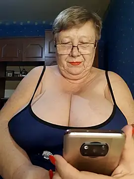 Lena Gaby online show from 11/10/25, 07:19