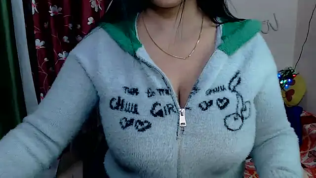 Naiaa-mylove online show from 02/11/26, 06:35