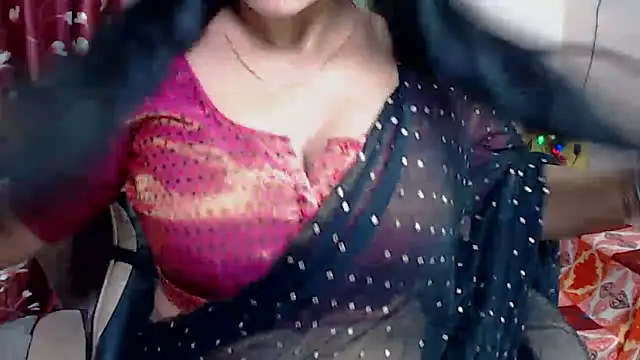 Naiaa-mylove online show from 02/06/26, 06:09