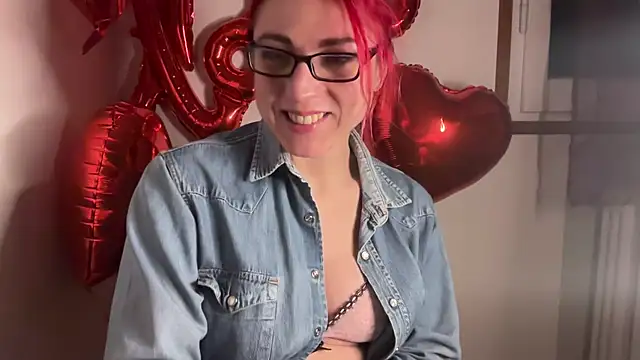 Snapshot of Nikky_Divine chatting on 02/28/25, 09:33 Nikky Divine online show from 02/28/25, 09:33