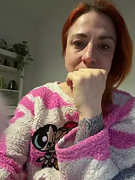 Nikky Divine online show from 04/01/26, 05:20