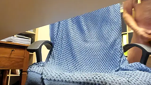 Snapshot of leccaleccafiga chatting on 10/28/25, 04:28 leccaleccafiga online show from 10/28/25, 04:28