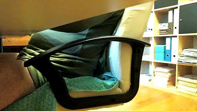 leccaleccafiga online show from 04/02/26, 03:19