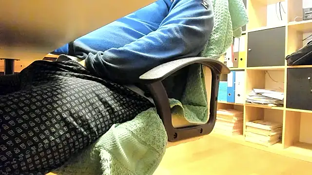 leccaleccafiga online show from 01/13/26, 09:19