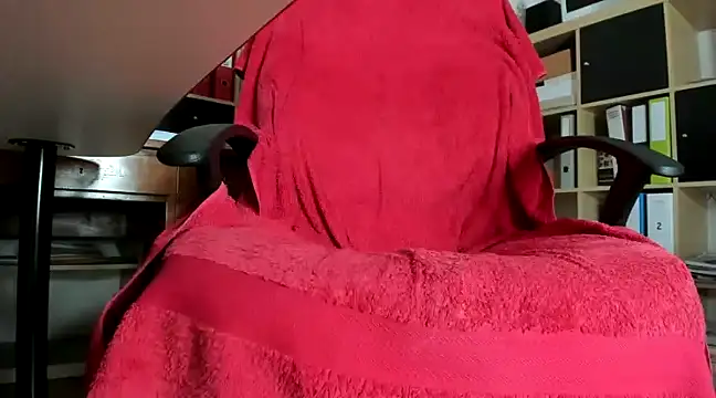 Snapshot of leccaleccafiga chatting on 03/13/25, 08:11 leccaleccafiga online show from 03/13/25, 08:11