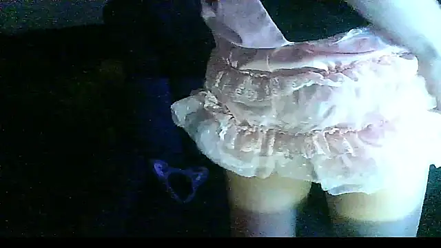 crystalxh online show from 09/19/25, 09:52