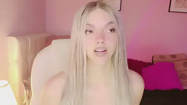 EvaEvangeline online show from 12/16/25, 06:39