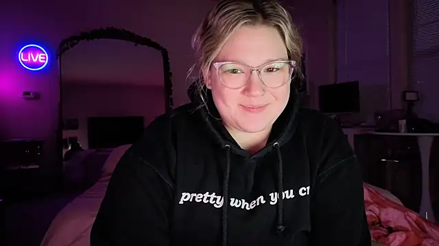 PiggyRose online show from 03/28/26, 11:50