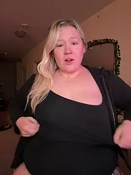 PiggyRose online show from 03/05/26, 01:02