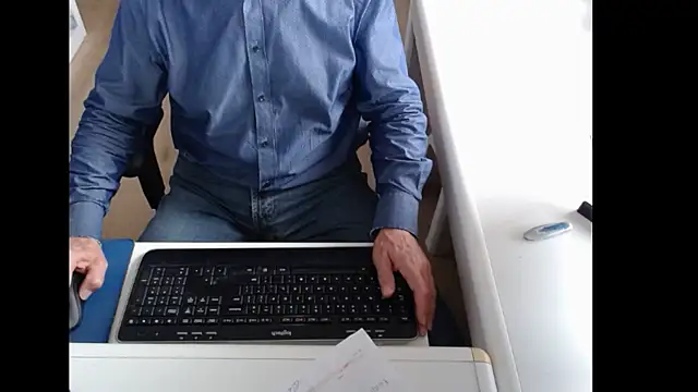 dutchpornking online show from 09/20/25, 07:35