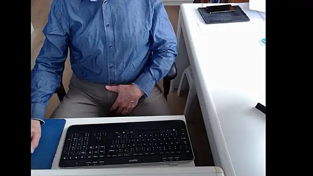 dutchpornking online show from 03/25/26, 07:19