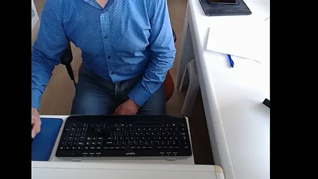 dutchpornking online show from 09/15/25, 07:31