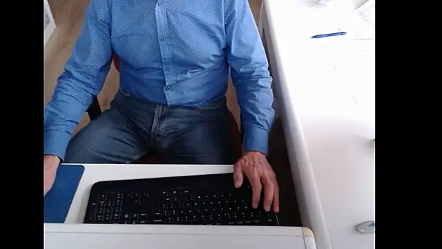 dutchpornking online show from 09/27/25, 07:14