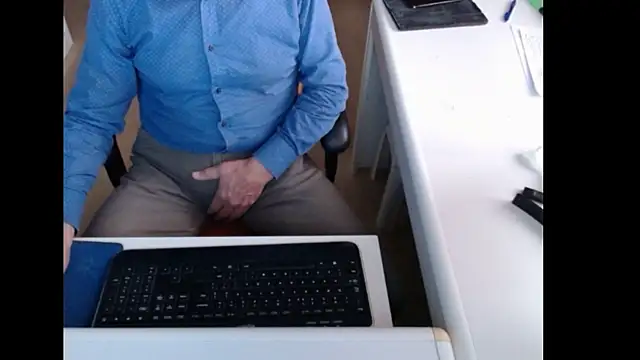 dutchpornking online show from 11/14/25, 07:56