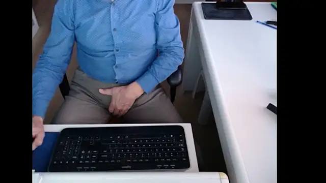 dutchpornking online show from 11/27/25, 07:53