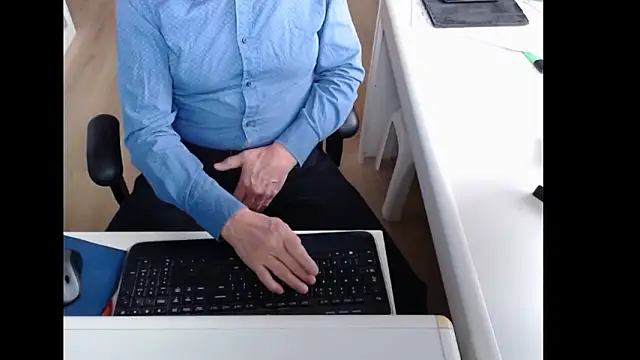 dutchpornking online show from 02/19/26, 09:50