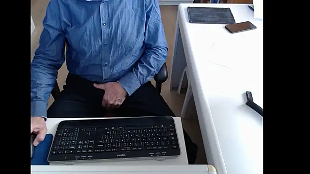 dutchpornking online show from 11/20/25, 08:37