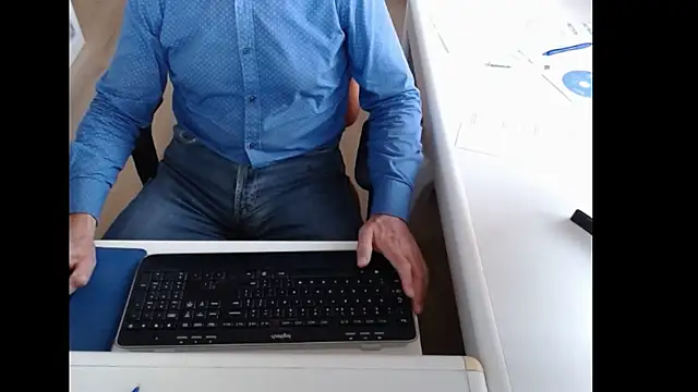 dutchpornking online show from 09/16/25, 06:36