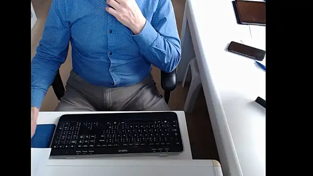 dutchpornking online show from 12/05/25, 09:19