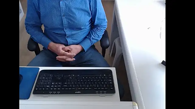 dutchpornking online show from 09/14/25, 10:26