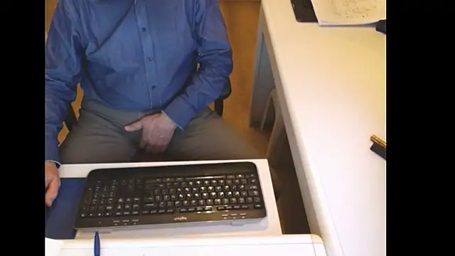 dutchpornking online show from 04/13/26, 07:18