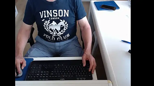 Snapshot of dutchpornking chatting on 06/18/26, 06:12 dutchpornking online show from 06/18/26, 06:12