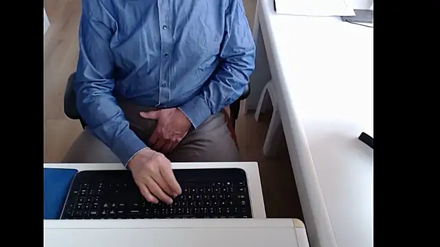 dutchpornking online show from 02/27/26, 07:52