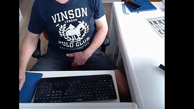 Snapshot of dutchpornking chatting on 06/29/26, 05:58 dutchpornking online show from 06/29/26, 05:58