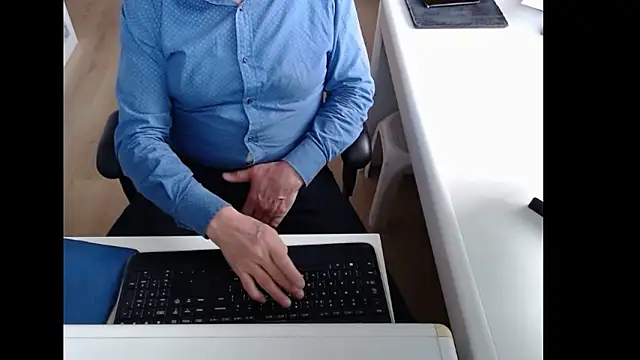 dutchpornking online show from 03/07/26, 07:26