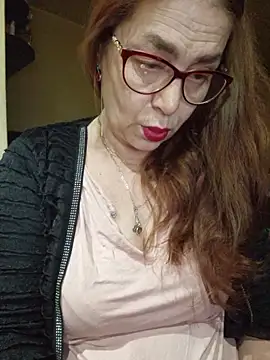 Chriss Tinaa online show from 04/05/26, 03:02