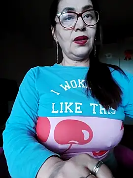 Chriss Tinaa online show from 02/14/25, 02:02