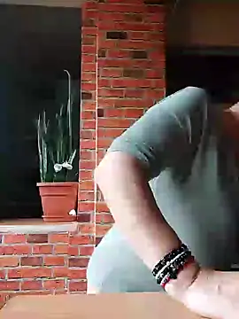 Chriss Tinaa online show from 02/02/25, 12:46