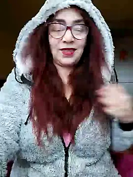 Chriss Tinaa online show from 02/08/25, 06:33