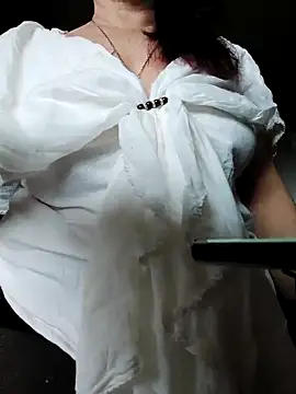 Chriss Tinaa online show from 03/23/25, 05:54