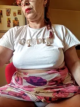 Chriss Tinaa online show from 06/19/26, 04:29