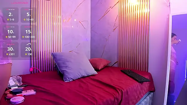 allyson cute1 online show from 11/14/25, 07:28