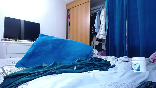 mondirty70 online show from 12/19/25, 11:23